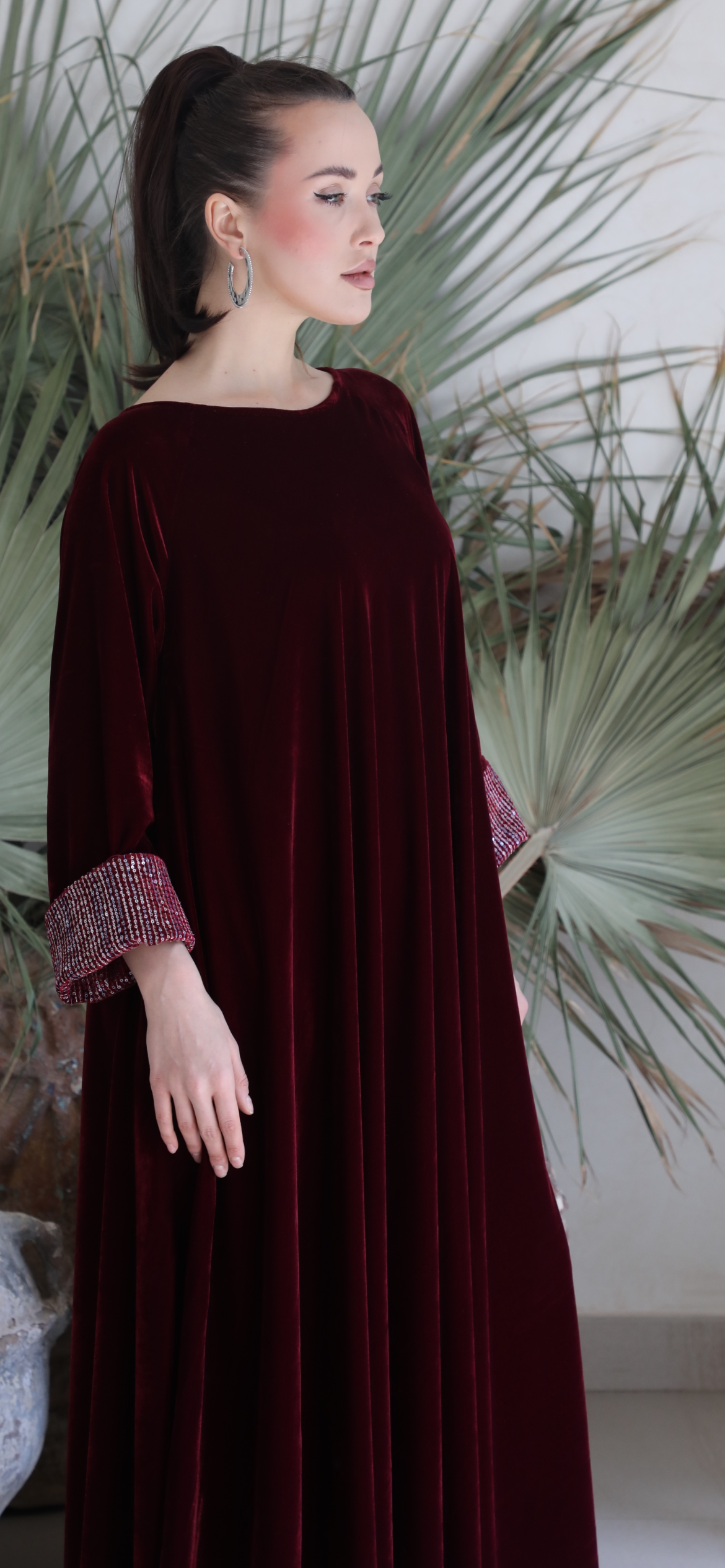 Maroon with Giltter Sleave