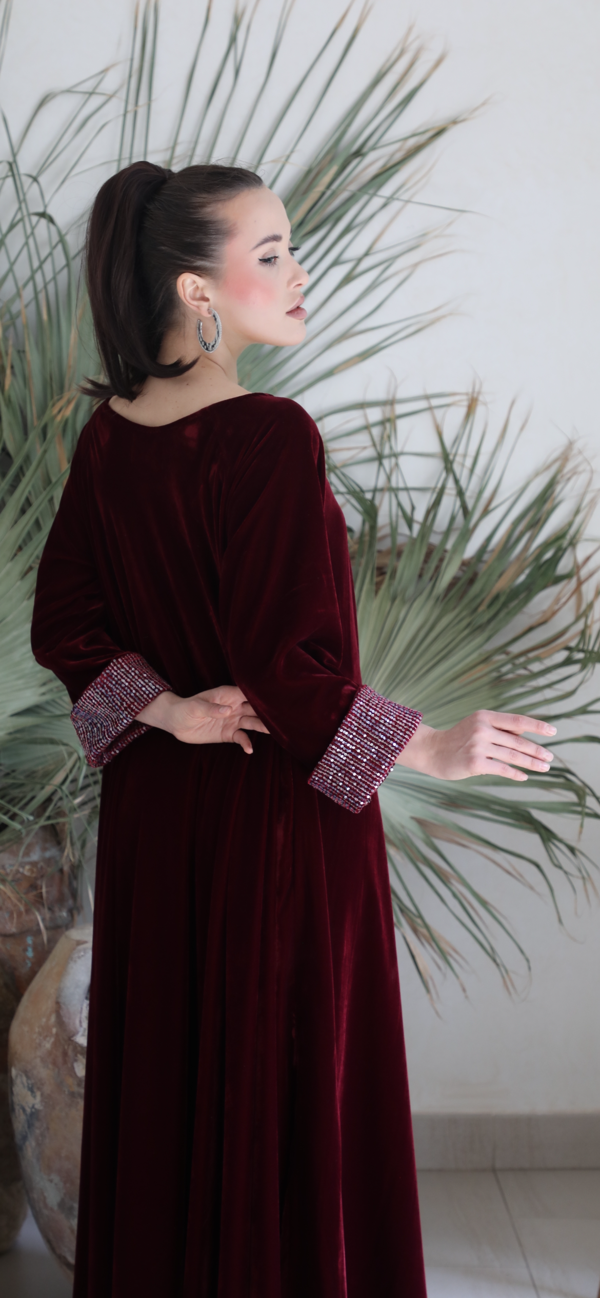 Maroon with Giltter Sleave