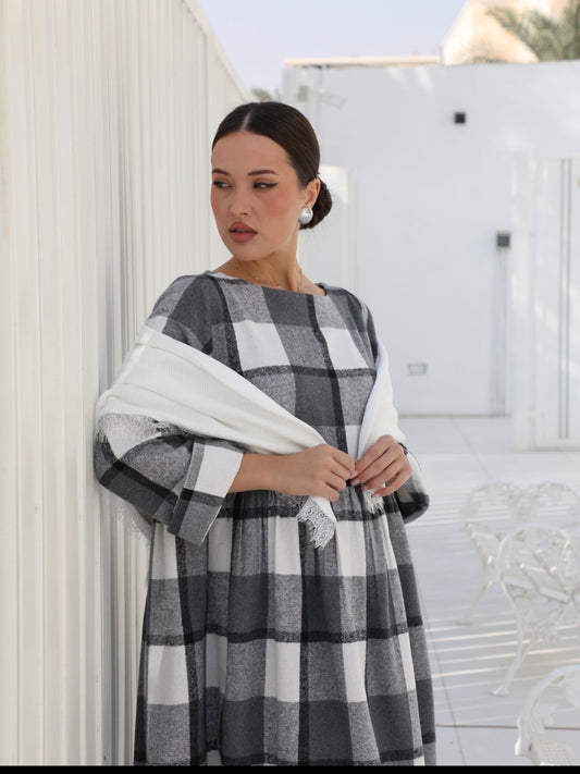 26/001 Grey Checkered